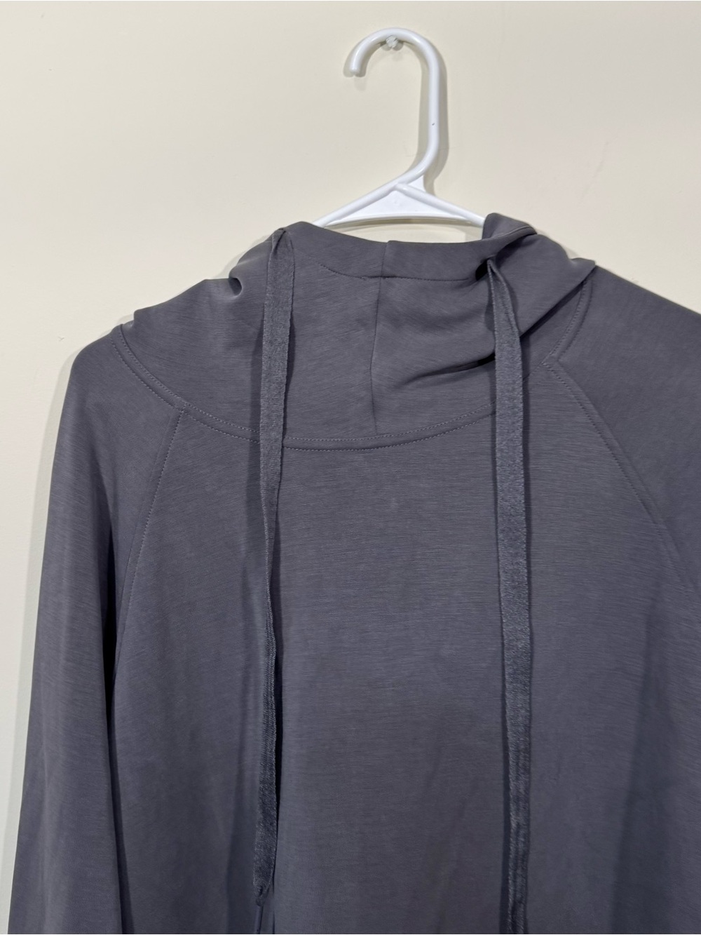 NWT JoyLab Gray Mock Neck Relaxed Fit Plush Pullover Hoodie Sweatshirt - Picture 3 of 5